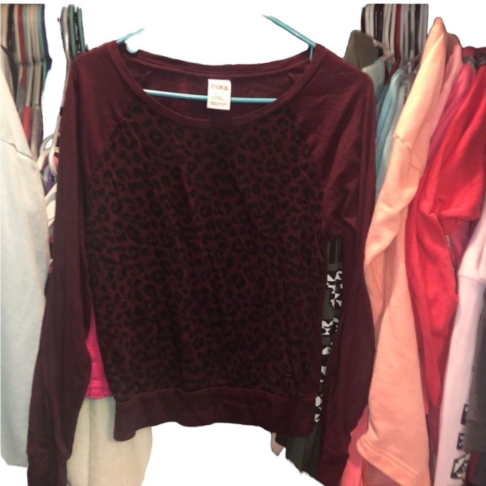 VSP maroon Leopard print lightweight top XS